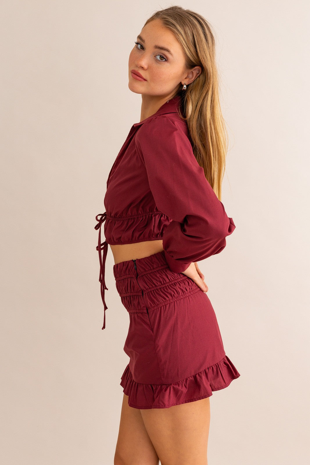 Collared Set